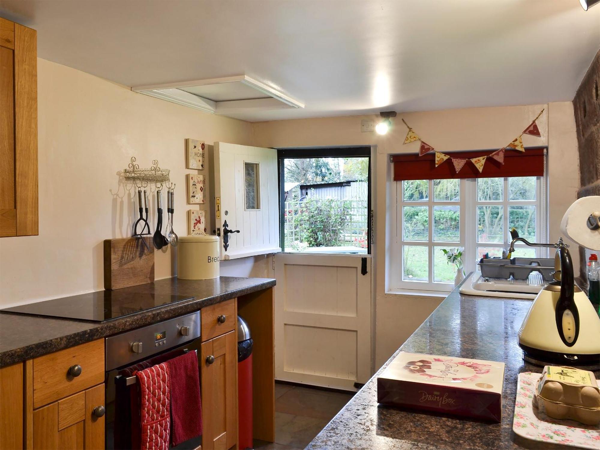 Childe Of Hale Cottage - 27896 エクステリア 写真